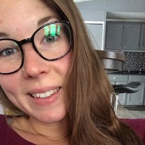 Meet your Posher, Vicki